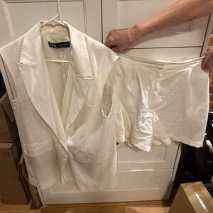 Zara Cream Linen Sleeveless Blazer Vest (Medium) and Shorts (Large) Set